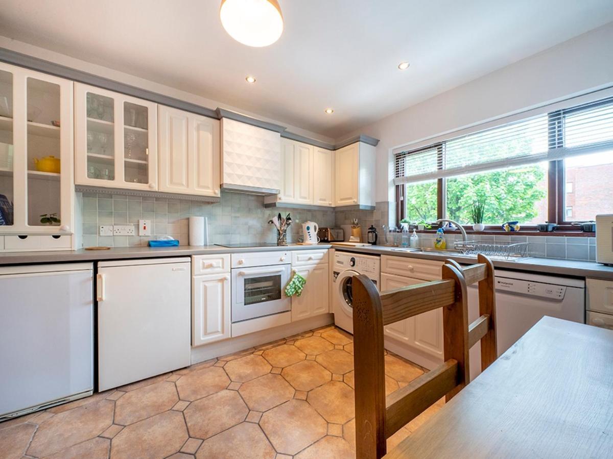 Pass The Keys Stunning 3 Bedroom Apt Leafy South Belfast With Lots Nearby Exteriér fotografie